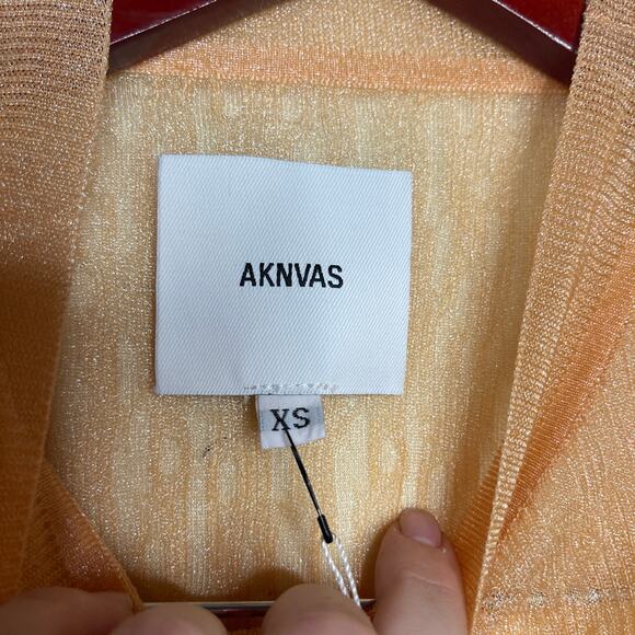 New AKNVAS Priska Top in Nude long sleeve sz XS - Picture 3 of 9